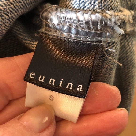 EUNINA Outerwear Medium Wash Embroidered Tiger Patches Jean Jacket Size S - Picture 10 of 12